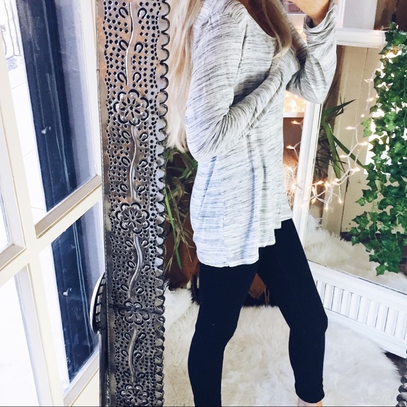 Attention Tops - Attention// Marled Grey LS Tunic Tee B181